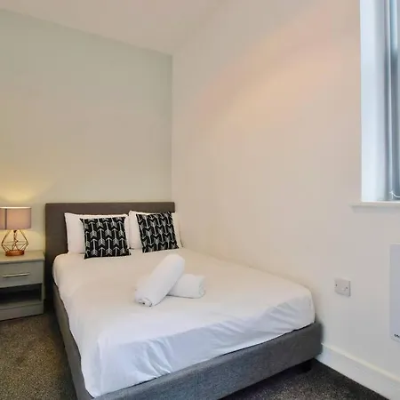 Free Parking - Charming 2-Br Flat Near Salford Royal Apartment Manchester Exterior photo