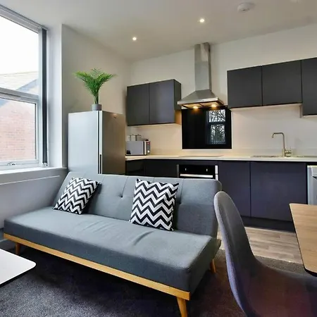Free Parking - Charming 2-Br Flat Near Salford Royal Apartment Manchester Exterior photo
